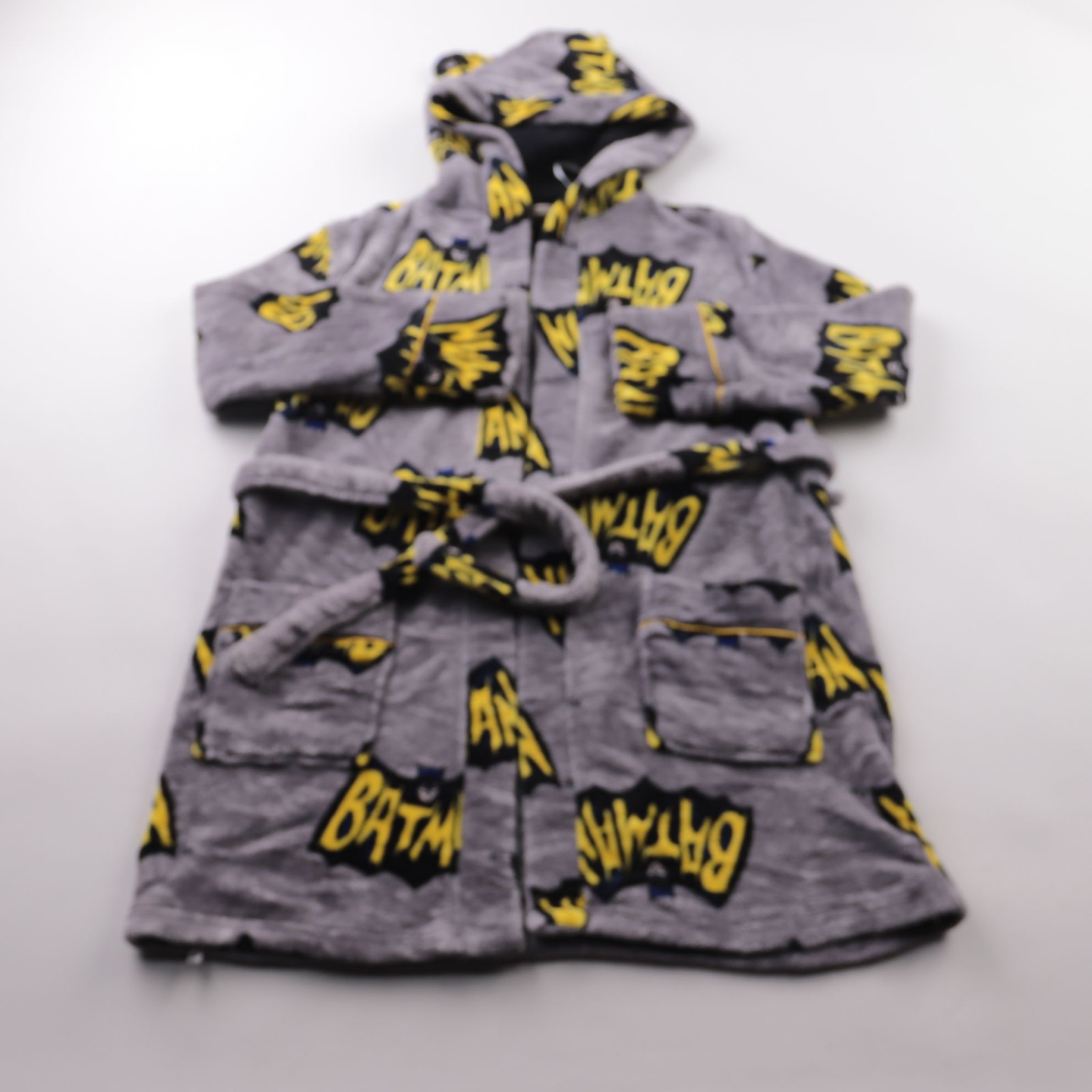халат Batman